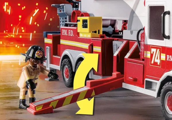 1200x840 (14) PLAYMOBIL City Action Brandweerwagen: US Tower Ladder - 70935