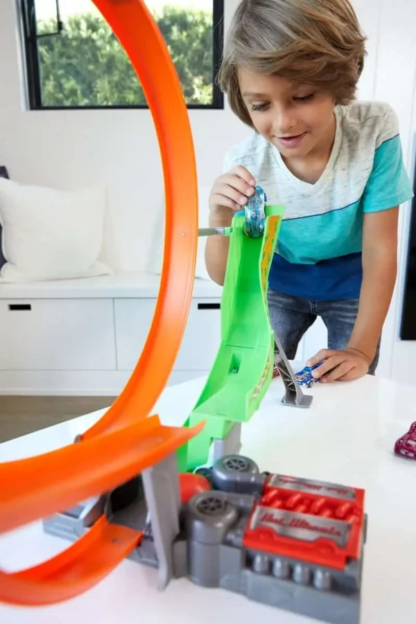 Hot Wheels Action Powershift Raceway inclusief 5 Auto's - Racebaan