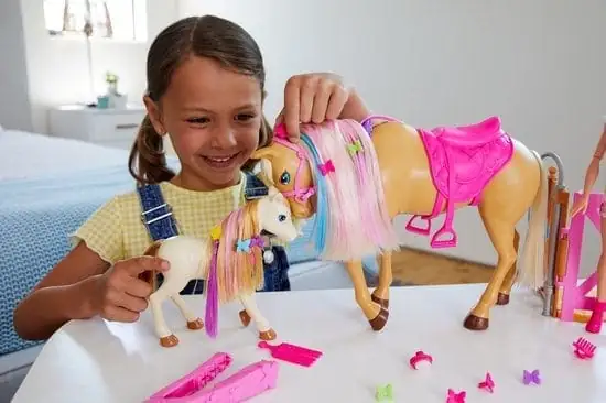 550x366 (5) Barbie Paardenverzorging, Pop, Paarden en Speelset