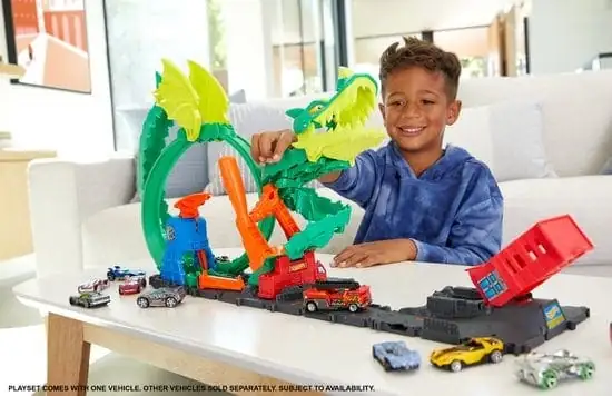 550x356 (1) Hot Wheels City Vuurspuwende Draak