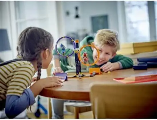 550x419 LEGO City Stuntz Spinning Stunt-uitdaging Actieset - 60360