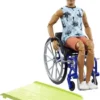 550x723 (2) Barbie Ken Fashionista Rolstoel - Barbiepop