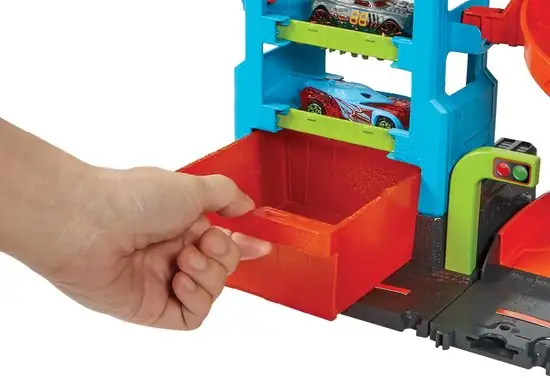 550x378 (4) Hot Wheels City Mega Autowasserette - Speelgoedvoertuig