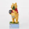 Disney traditions Lucky Ol' Bear (Winnie de Poeh met Klaver Beeldje)