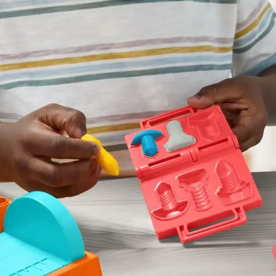550x550 (73) Play-Doh Stempelen en Zagen Speelset - Boetseerklei - Kindergereedschap - Werkbank speelgoed - 5 Play-Doh potjes - Knutselen voor kinderen