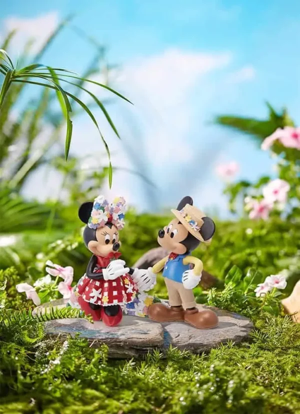 61BDCvI1oUL._AC_SL1000_ Disney Showcase Collection - Mickey en Minnie Mouse Botanical