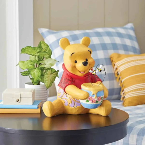 81EdcMqlzsL._AC_SL1500_ Disney Traditions Winnie the Pooh Deluxe 31 cm