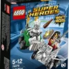 550x670 LEGO Super Heroes Mighty Micros Wonder Woman vs. Doomsday - 76070