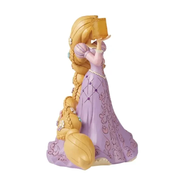 Disney Traditions Rapunzel A Daring Dreamer Deluxe 37 cm