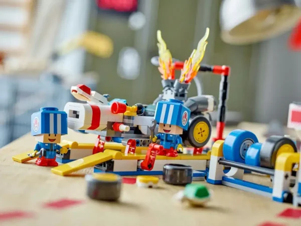 1200x900 (3) LEGO Super Mario™: Mario Kart™ – Toads garage cadeau 72035