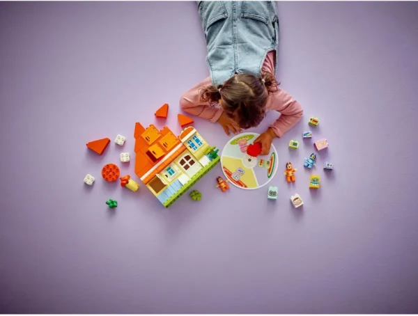1200x907 LEGO® DUPLO® Bluey: Huis van Bluey en haar Familie met Geheugenspel - 10459