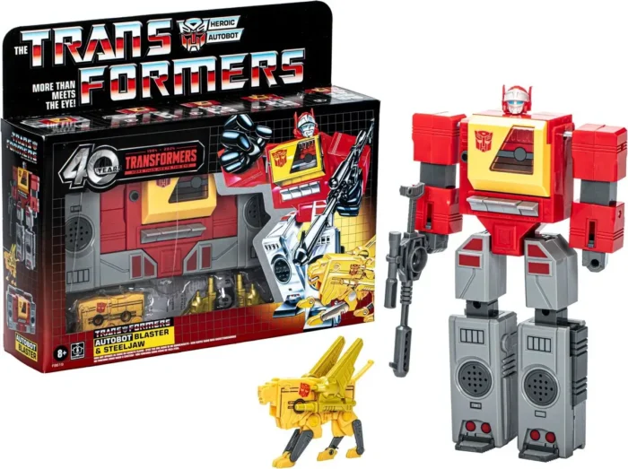 Hasbro Transformers Retro G1 Autobot Blaster & Steeljaw
