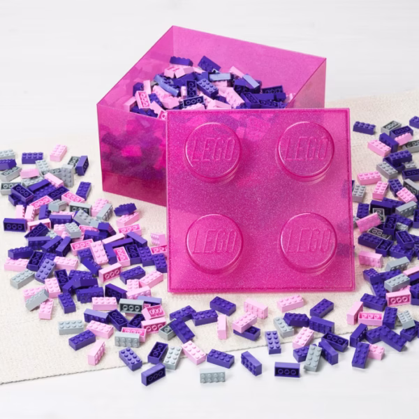 lego-pink-clear-brick-shaped-storage-box-5009342-1837433 Lego Opbergbox Brick 4 met Deksel Glitter Medium Violet.