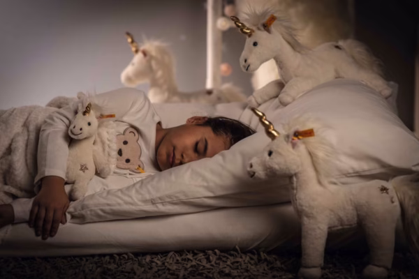 1200x800 (11) Steiff Unica Dangling Unicorn 20cm White Zachte pluche knuffel