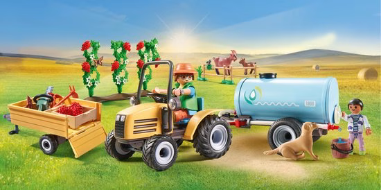 550x274 PLAYMOBIL Country Tractor met aanhanger en watertank - 71442