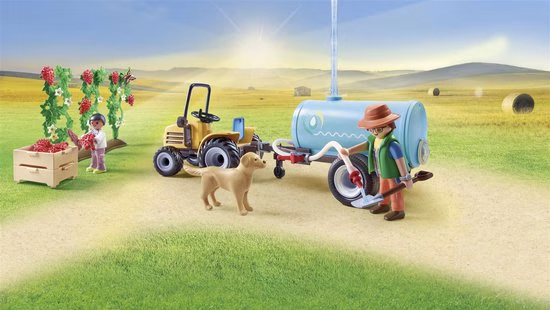 550x310 PLAYMOBIL Country Tractor met aanhanger en watertank - 71442