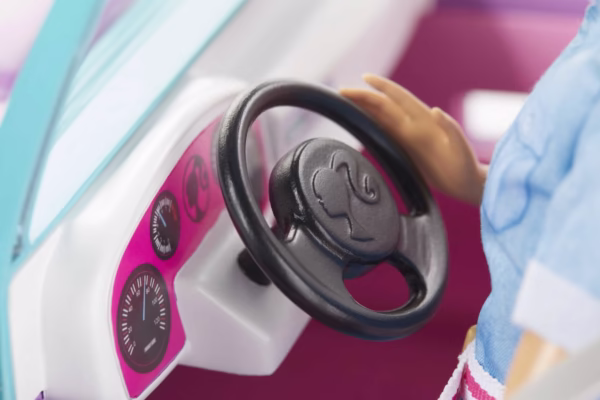 Barbie_GMT46_INT_4 Barbie Beach Terreinwagen Strandjeep
