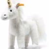 Steiff Soft Cuddly Friends Unica Eenhoorn knuffel van 27 cm in het wit staand op Toystop.nl Steiff Soft Cuddly Friends Unica Eenhoorn knuffel van 27 cm in het wit staand op Toystop.nl